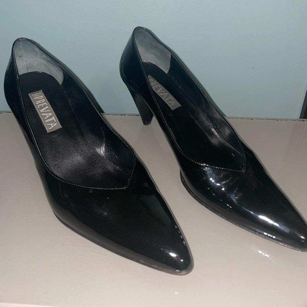 Naturalizer. Black dress pump